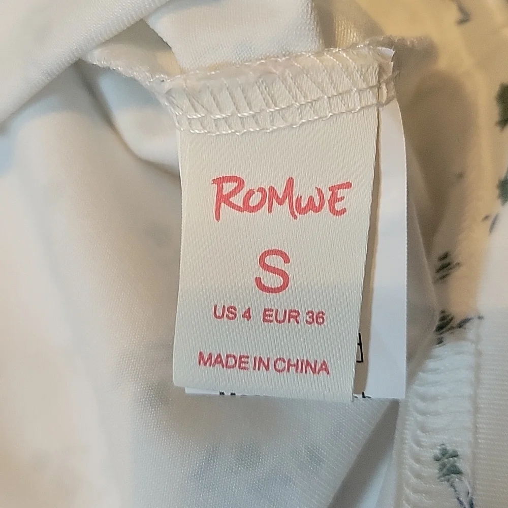 ROMWE Crop Floral Short Sleeve Top - Picture 5 of 7
